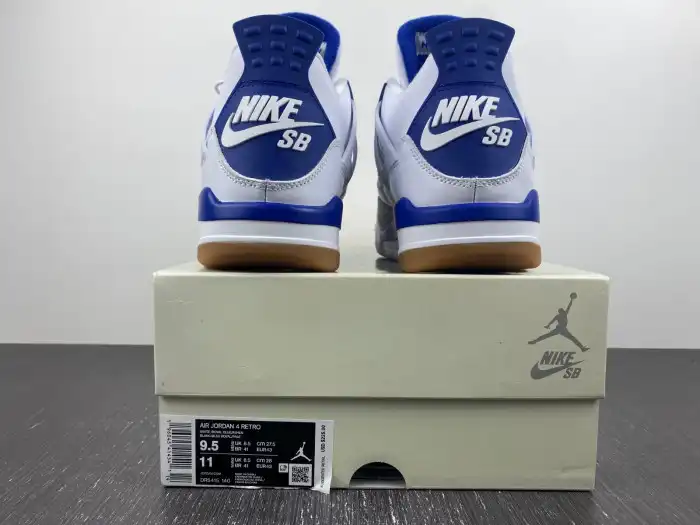 Bmlin Jordan 4 Retro SB Pine Blue DR5415-140