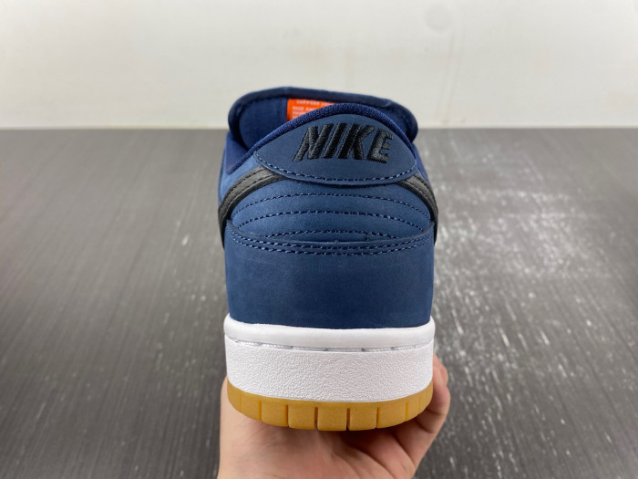 TB Nike SB Dunk Low Navy Black Gum CW7463-401