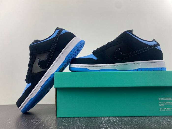 KICKWHO Nike Dunk SB Low Black University Blue 304292-048