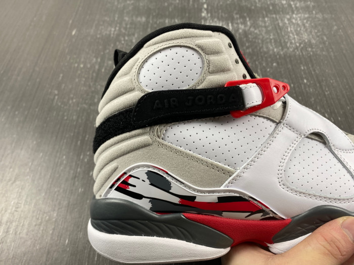 TB Air Jordan 8 Retro Bugs Bunny (2013) 305381-103