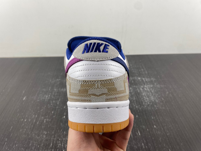 TB Rayssa Leal x Nike SB Dunk Low FZ5251-001