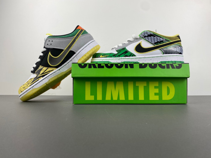 TB Nike Dunk Low What the Duck Away University of Oregon PE HV1454-100