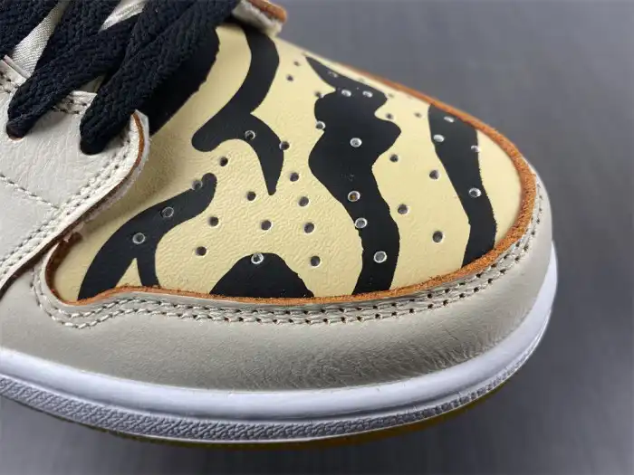 Cheap Air Jordan 1 Low OG Year of the Tiger DH6932-100