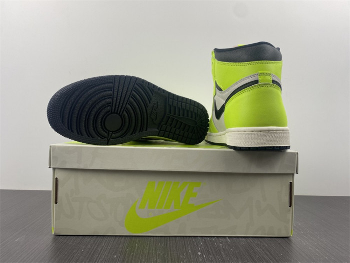 TB Air Jordan 1 High OG Volt 555088-702