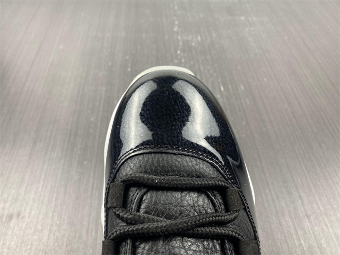 TB Air Jordan 11 Retro Low 72-10 AV2187-001