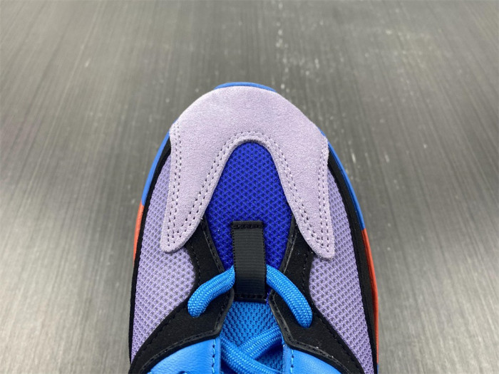 TB ADIDAS YEEZY BOOST 700 HI-RES BLUE HP6674