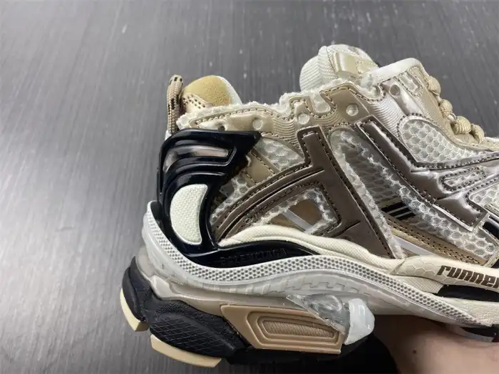 Reps LY BLCG RUNNER SNEAKER 677403 W3RN1 1125