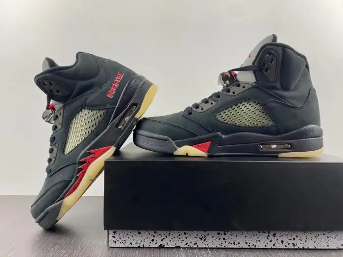 Bmlin shoes Air Jordan 5 Gore-Tex Off Noir DR0092-001