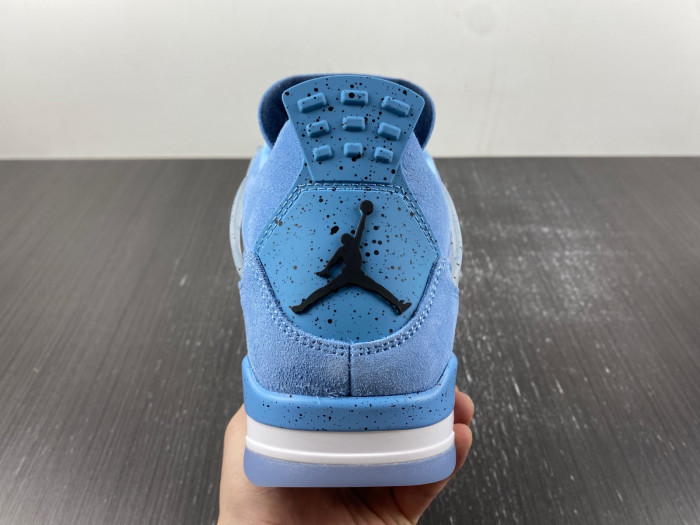 TB Jordan 4 Retro UNC (PE) HO12MNJDLS247