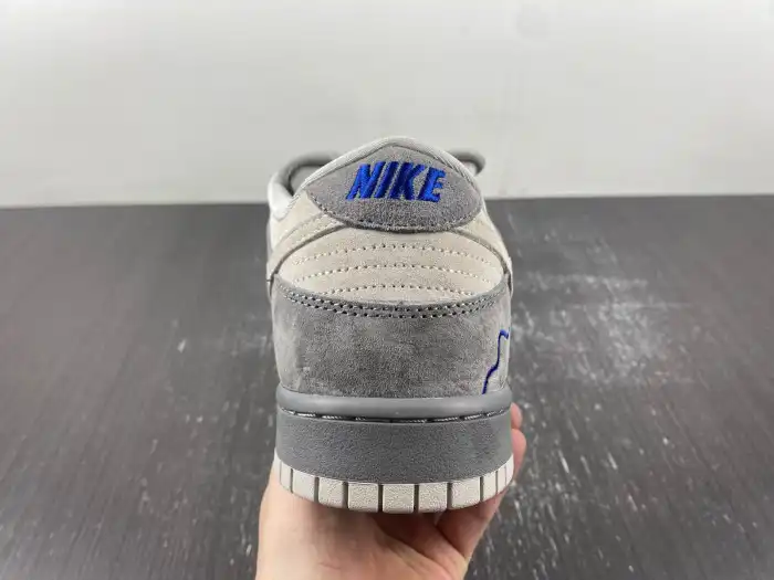 Rep LY Nike SB Dunk Low London 308269-111