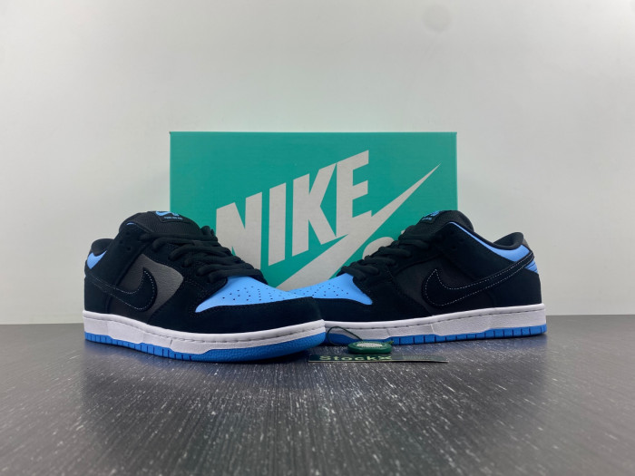 KICKWHO Nike Dunk SB Low Black University Blue 304292-048