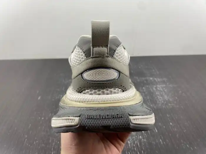 Cheap LY BLCG 3XL SNEAKER 759692 W3XLH 1212