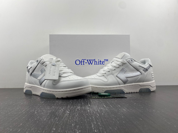 KICKWHO OFF-WHITE SNEAKER