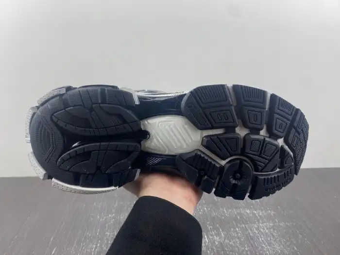 Cheap LY BLCG RUNNER 2.0 SNEAKER 779066-W3RBXP-0213