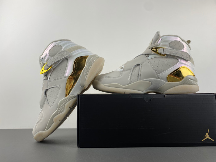 TB Jordan 8 Retro Champagne 832821-030