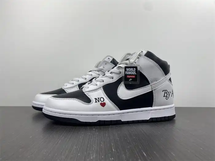 Husky Nike SB Dunk High Supreme By Any Means Black DN3741-002