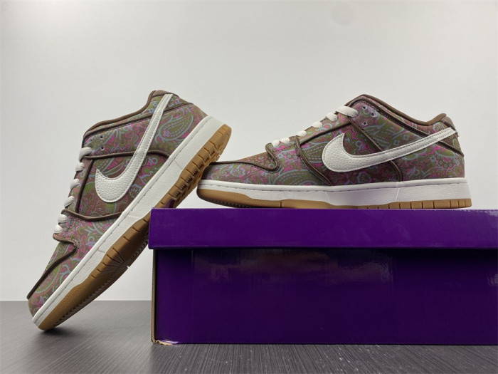 TB Nike SB Dunk Low Paisley DH7534-200