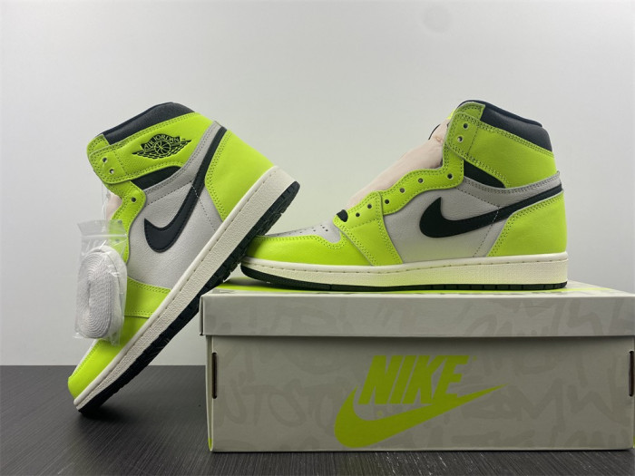 TB Air Jordan 1 High OG Volt 555088-702