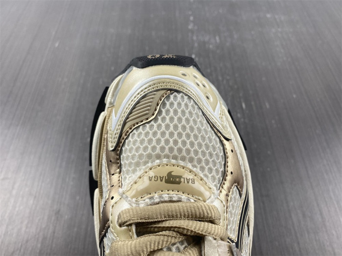 TB BLCG RUNNER SNEAKER 677403 W3RN1 1125