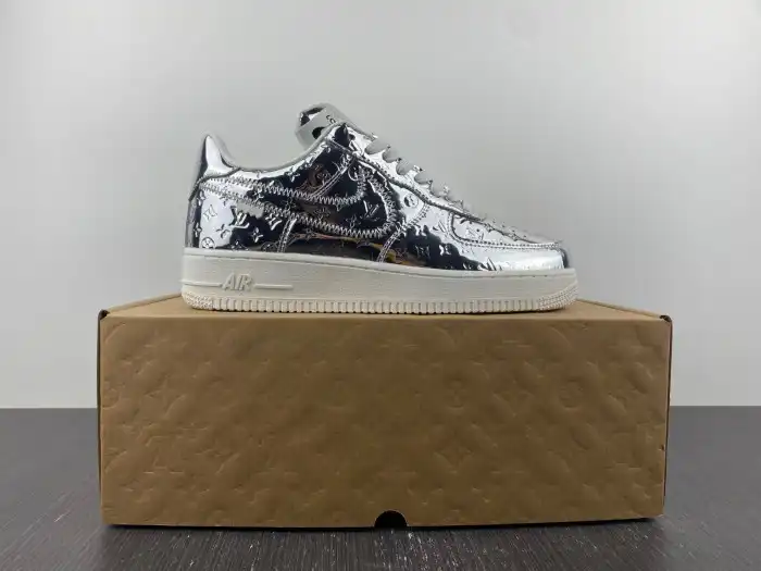 Bmlin Shoes LV x AIR FORCE 1 SLIVER 1A9VGO