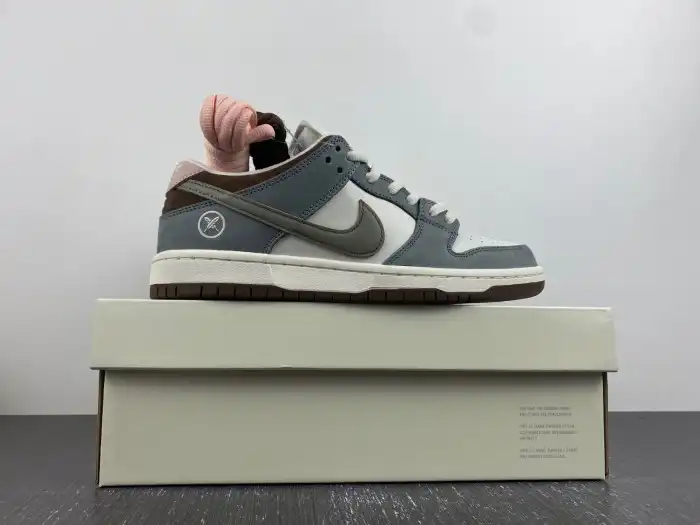 Reps LY Yuto Horigome x Nike SB Dunk Low FQ1180-001