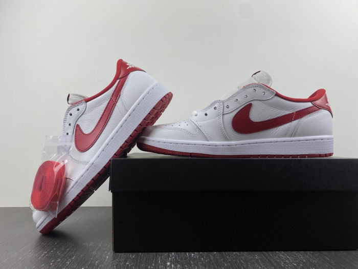 TB Jordan 1 Retro Low White Varsity Red 705329-101