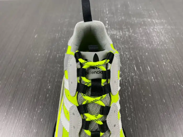 Cheap LY Adidas x BLCG TRIPLE S SNEAKER 712821 W2ZB5 7512