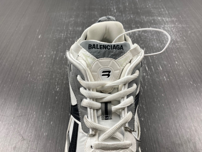 KICKWHO BLCG RUNNER SNEAKER 772774 W3RNY 9012