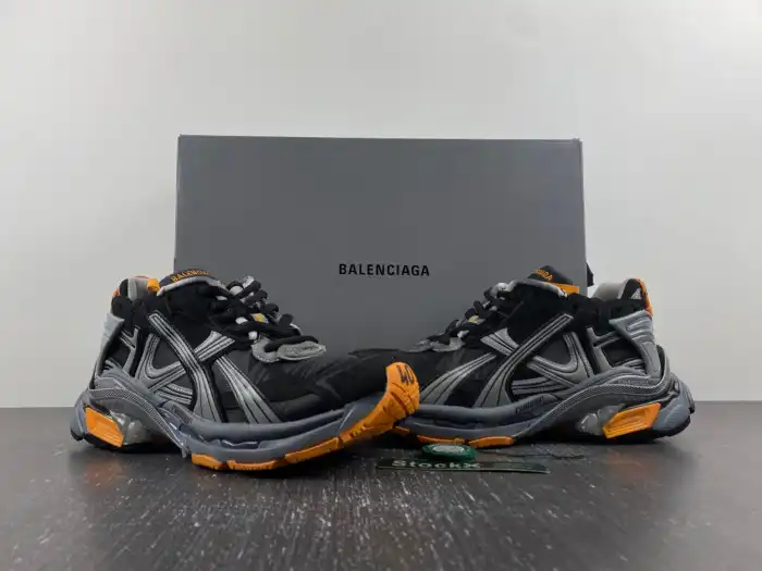 Rep LY BLCG RUNNER SNEAKER 772774 W3RNY 4018