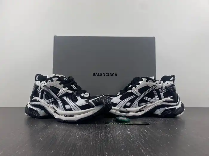 Reps LY BLCG RUNNER SNEAKER 772774 W3RNY 0120