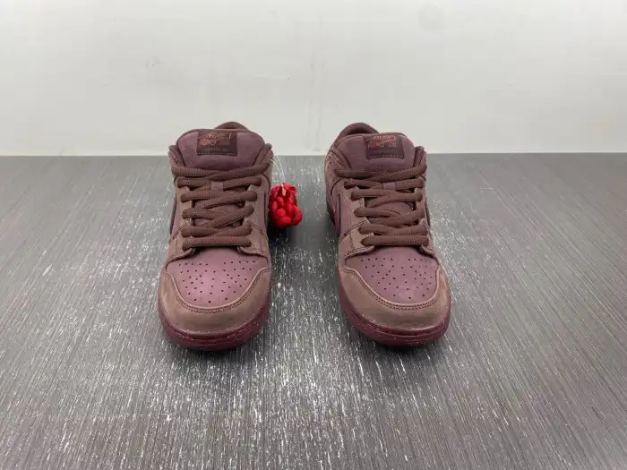 Reps LY Nike SB Dunk Low City of Love FN0619-600