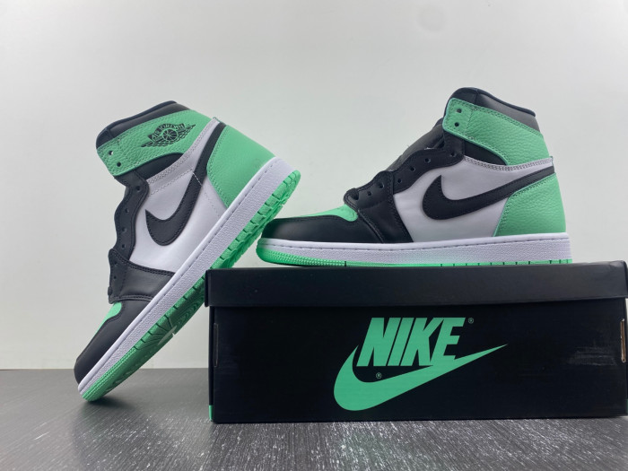 TB Air Jordan 1 High OG Green Glow DZ5485-130