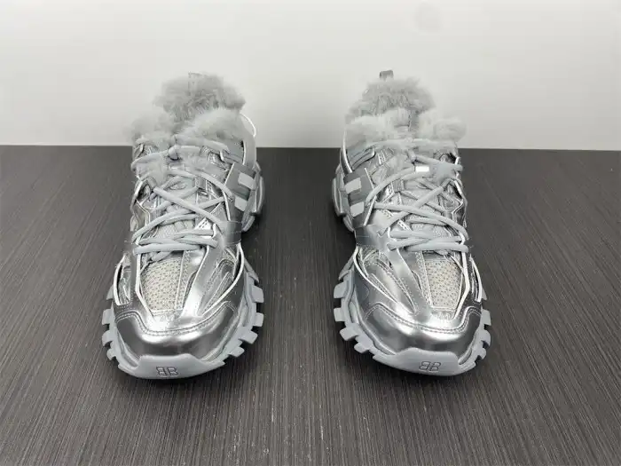 Cheap LY BLCG TRACK SNEAKER 668556 W3FS2 8181