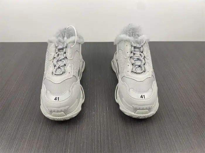 Cheap LY BLCG TRIPLE S SNEAKER 668563 W3CQ5 1210