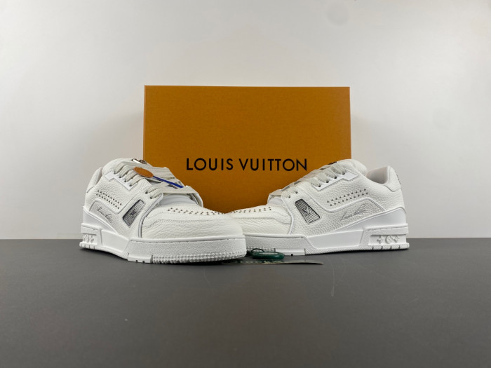 TB LV TRAINER SNEAKER 24121002