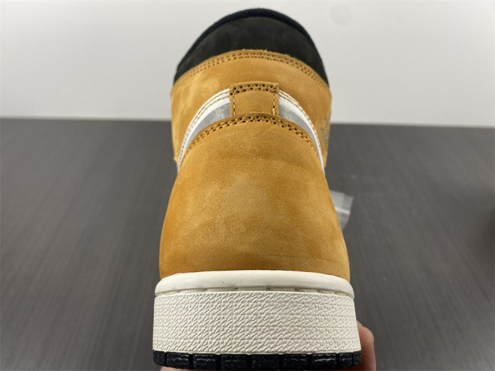 TB Jordan 1 High Element Gore-Tex Light Curry DB2889-700