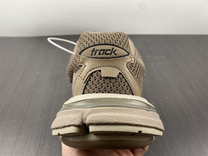 TB BLCG TRACK SNEAKER 700875 W3RF3 9697