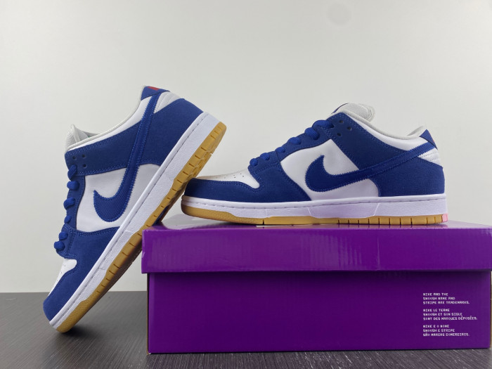 TB Nike SB Dunk Low Los Angeles Dodgers DO9395-400