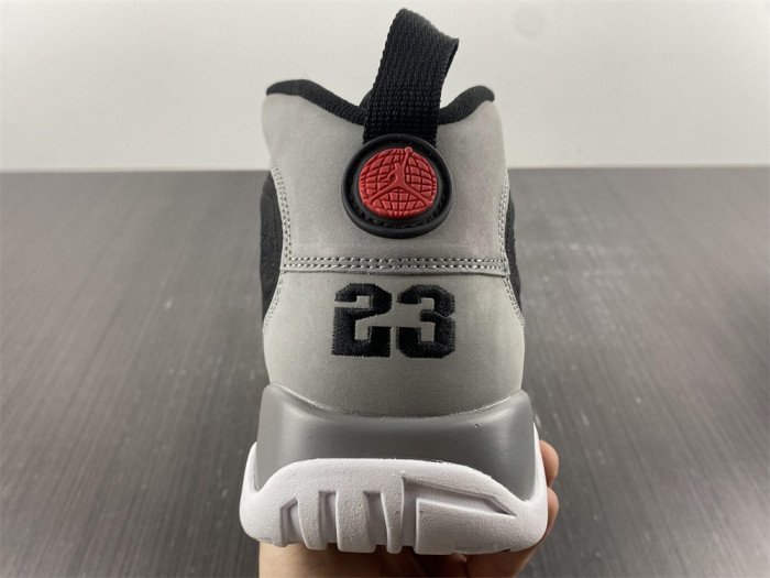 TB Jordan 9 Retro Particle Grey CT8019-060