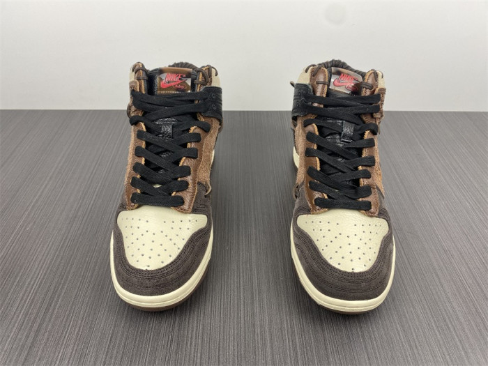 KICKWHO Bodega x Dunk High 'Legend' CZ8125-200