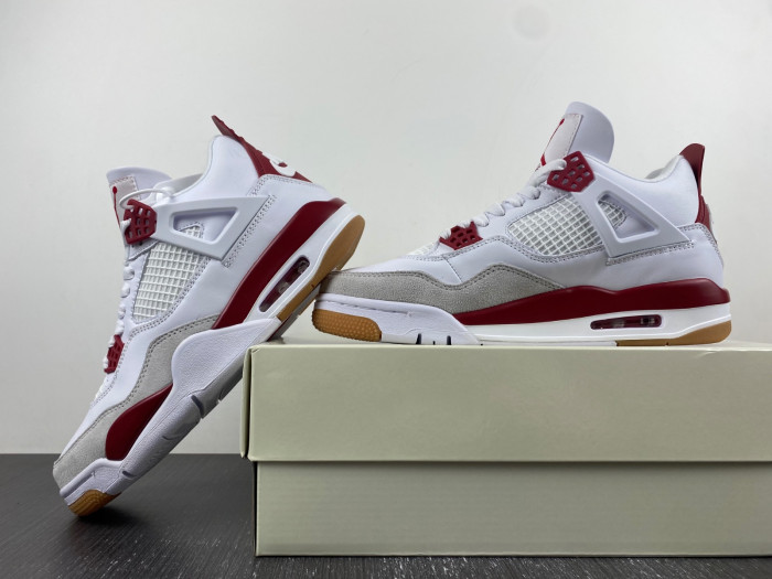 TB Jordan 4 Retro SB Pine Red DR5415-160