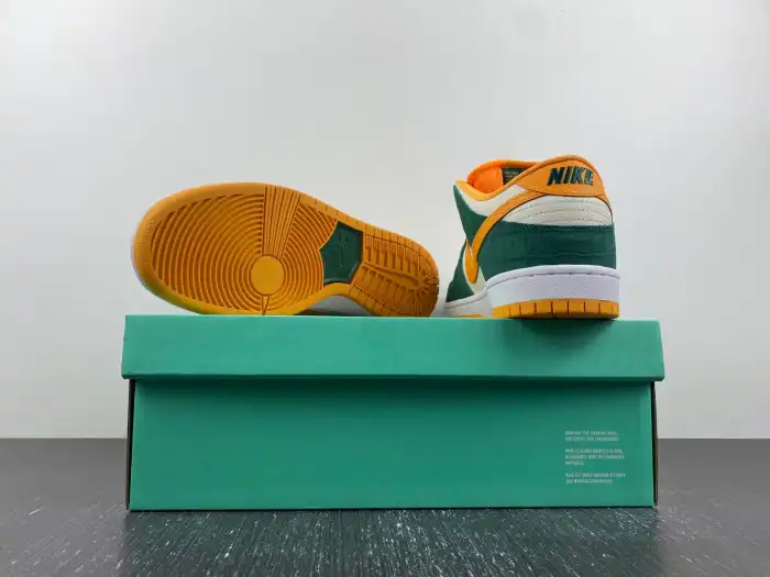 Reps LY Nike SB Dunk Low Legion Pine Kumquat 304292-383