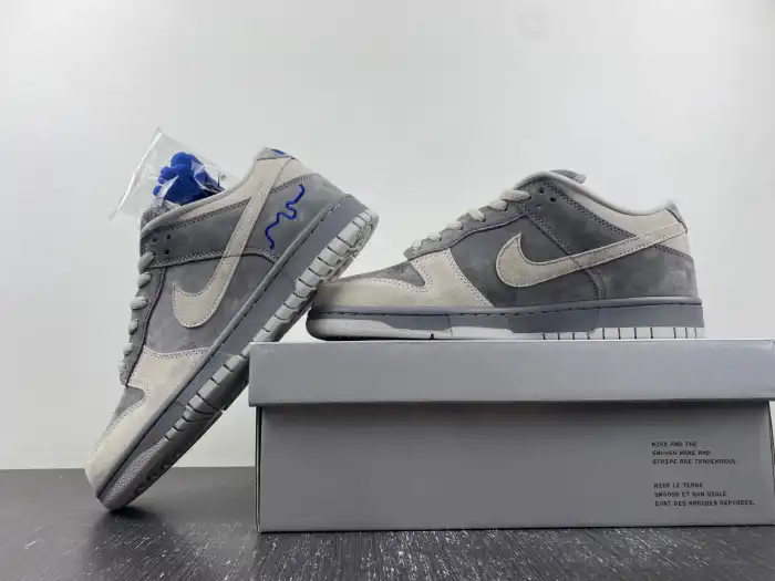 Rep LY Nike SB Dunk Low London 308269-111