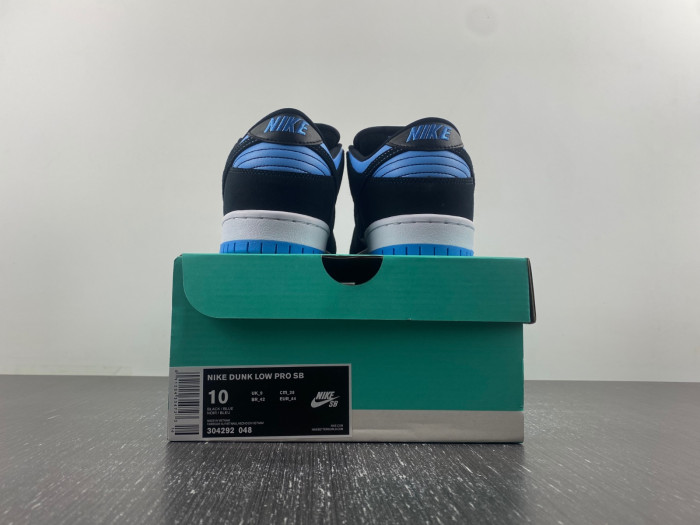 KICKWHO Nike Dunk SB Low Black University Blue 304292-048