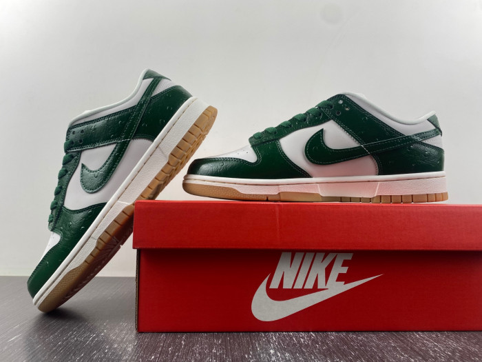 TB Nike Dunk Low LX WMNS Green Ostrich FJ2260-002