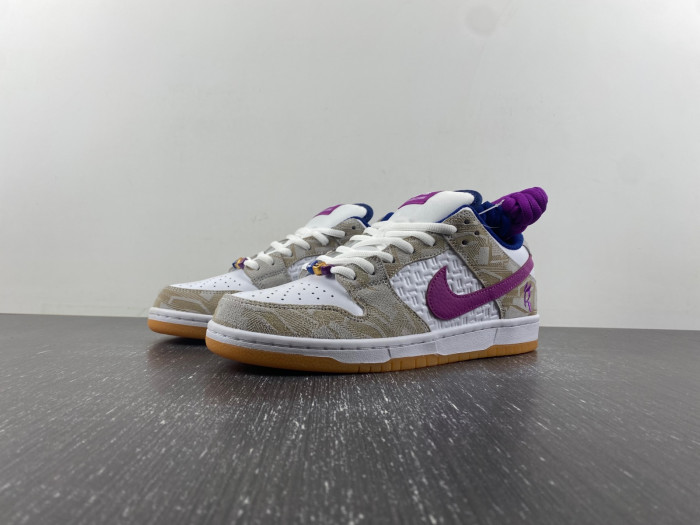 TB Rayssa Leal x Nike SB Dunk Low FZ5251-001