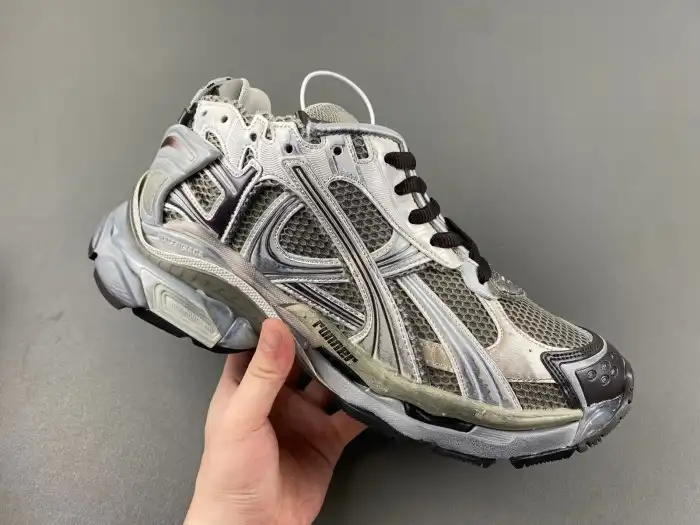 Rep LY BLCG RUNNER SNEAKER 772774 W3RMU 2000