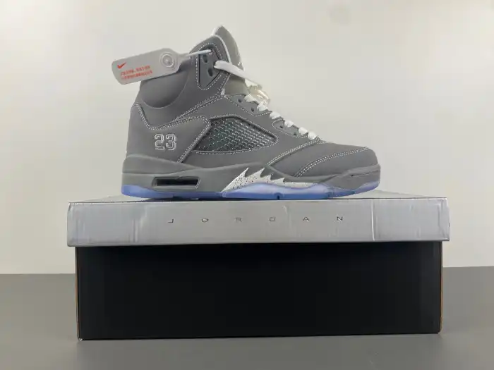 Rep HYPE Air Jordan 5 Retro Wolf Grey 136027-005