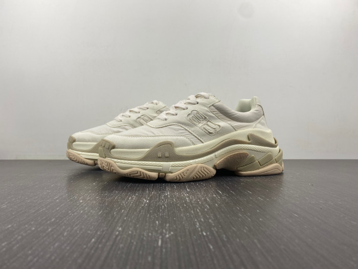 TB BLCG TRIPLE S SNEAKER710156 W3CU2 9798