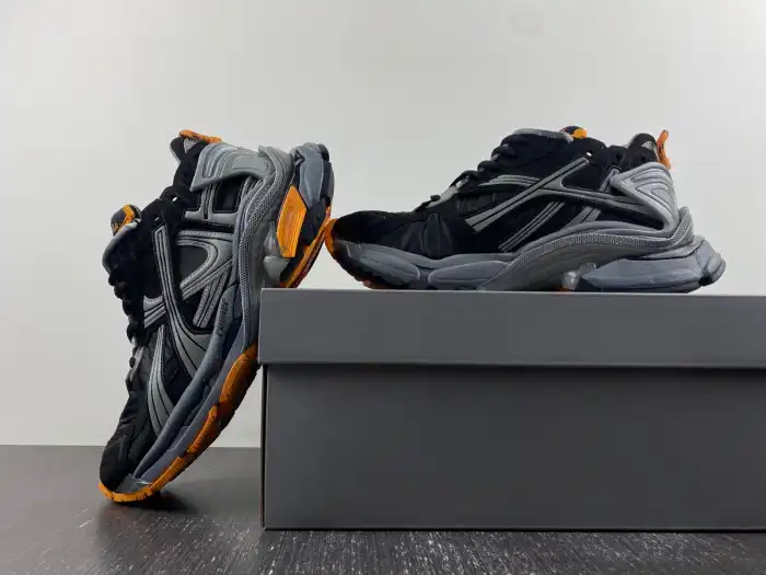 Rep LY BLCG RUNNER SNEAKER 772774 W3RNY 4018